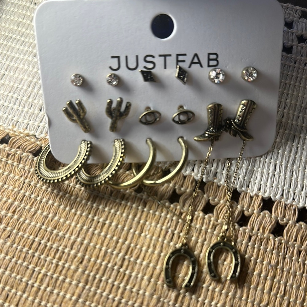 Set of Nine Antique Gold Tone Earrings - Picture 12 of 16